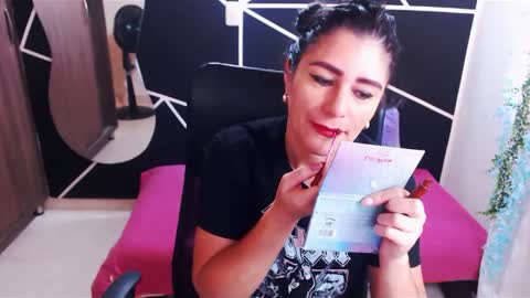 LUCY online show from January 16, 1:03 pm