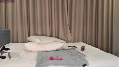 Snapshot of lucynuty chatting on October 8, 7:58 am Love kinky Go here  online show from October 8, 7:58 am