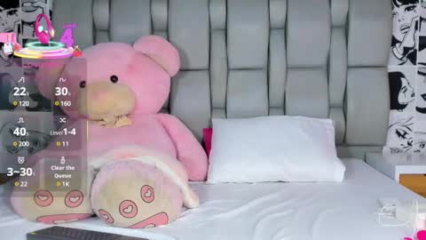 Lucy online show from February 25, 11:21 am