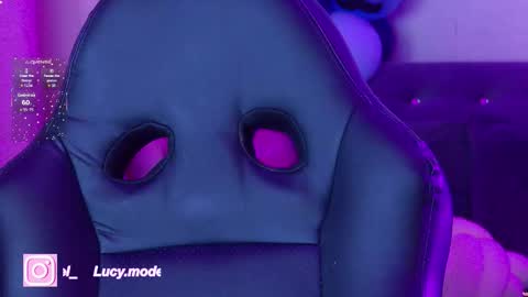 Lucy online show from November 26, 3:48 am