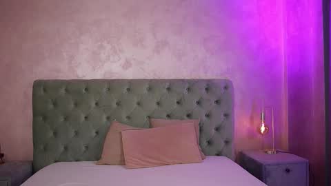 LucyWillow online show from February 3, 5:38 am