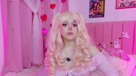 LUCYY FROM HOME  online show from October 30, 5:08 am