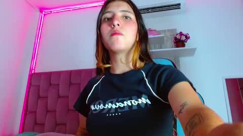 Snapshot of lucyy_start chatting on February 5, 8:14 pm LUCY online show from February 5, 8:14 pm