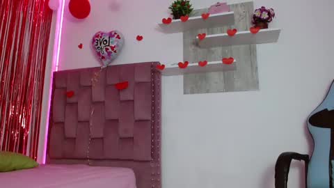 Snapshot of lucyy_start chatting on February 23, 12:16 pm LUCY online show from February 23, 12:16 pm