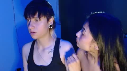 lugiiz05_ online show from December 2, 9:51 am