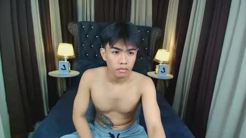 luigi_moreno online show from January 8, 4:13 pm