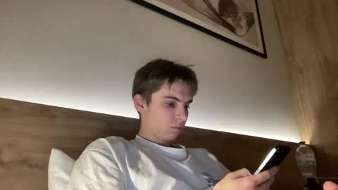 Luis online show from November 12, 4:42 pm