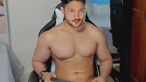 Snapshot of luis_baptista chatting on October 17, 5:44 am luis_baptista online show from October 17, 5:44 am