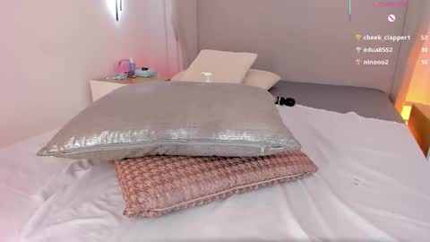 L U I S A online show from January 18, 9:13 pm