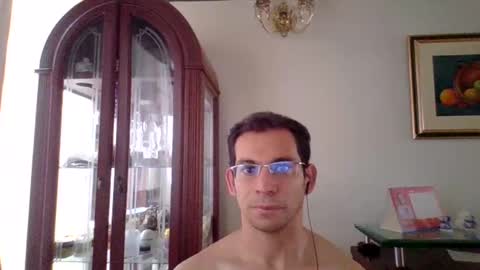 Luis online show from March 27, 3:46 pm