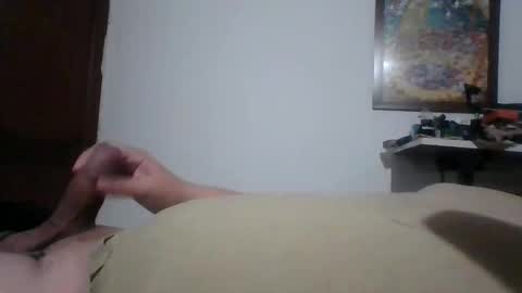 luisfer86 online show from November 24, 1:37 am