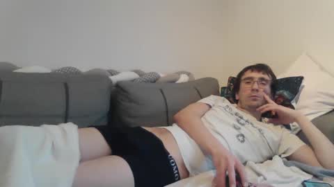 Snapshot of luismcawesome chatting on February 26, 11:11 am Luis online show from February 26, 11:11 am