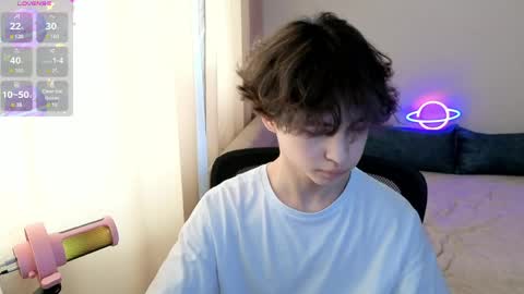 lukahayes online show from April 8, 2:20 pm