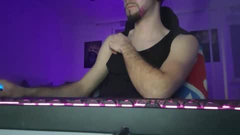 lukasschoetz online show from February 9, 8:33 pm