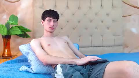 luke_carter online show from May 16, 1:32 pm