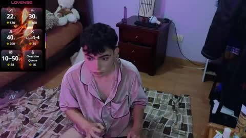 lukeboyce online show from May 22, 2:18 am