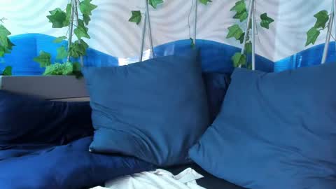 Luke Crews online show from March 2, 1:37 am