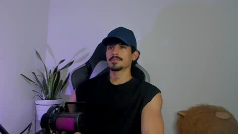 Luke Taylor online show from April 10, 1:05 pm