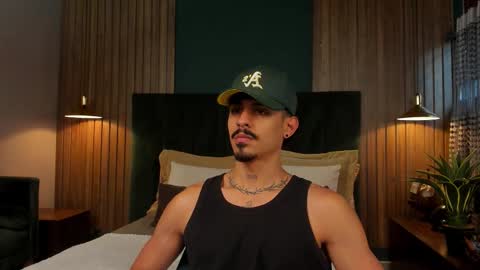 Luke Taylor online show from November 18, 11:35 am