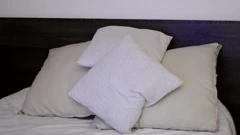 Lukhas f4f online show from October 10, 1:00 am