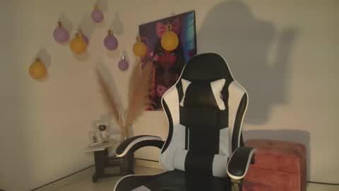 Lulu online show from December 16, 3:35 am