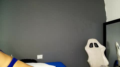 luna and banji online show from September 10, 7:37 pm