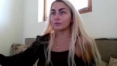 luna_blazer online show from October 4, 10:13 am