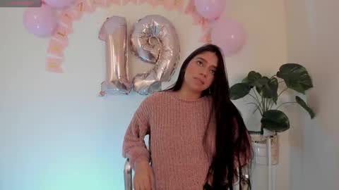 luna_cute14 online show from February 23, 8:11 pm