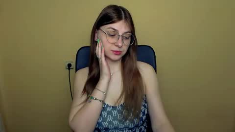 Luna online show from April 8, 8:39 am