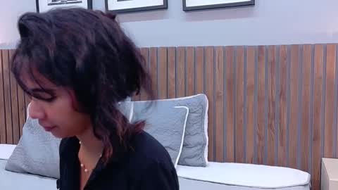 LUNA  online show from March 3, 12:45 pm