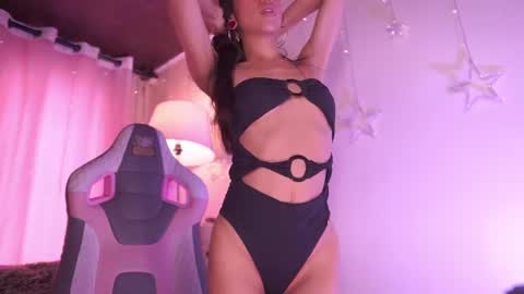 luna_sweeth online show from July 28, 4:39 pm