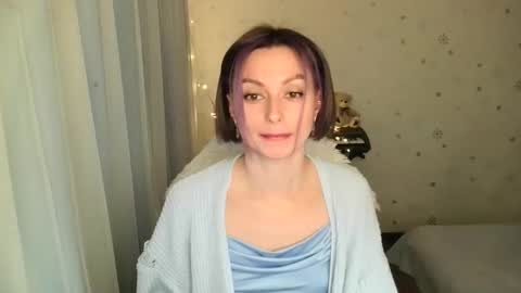 lunaa_bluee online show from April 23, 9:38 pm