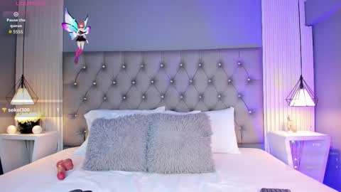 Luna  online show from November 4, 5:36 pm