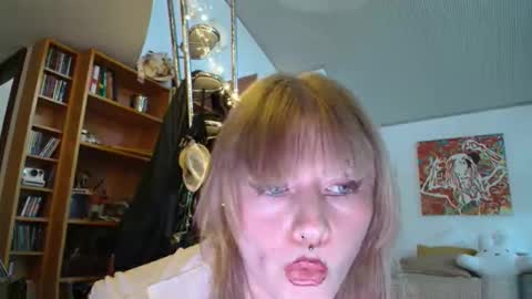 Billie Bubbles online show from November 17, 10:18 am