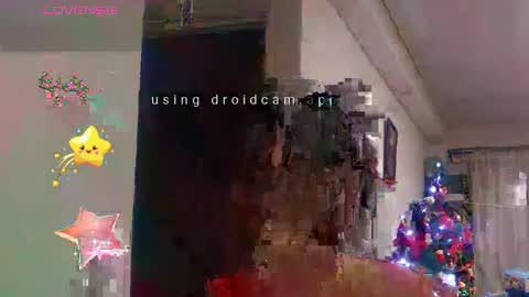 Snapshot of lunamoon_17 chatting on December 4, 11:08 pm LUNA online show from December 4, 11:08 pm