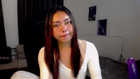 Luna online show from April 23, 6:31 pm
