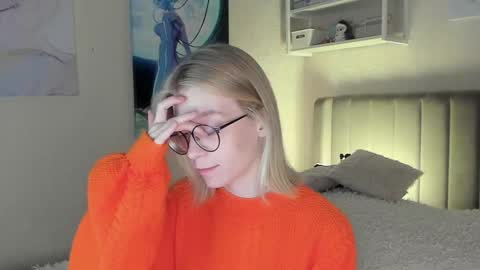 Sofia online show from October 12, 3:04 pm