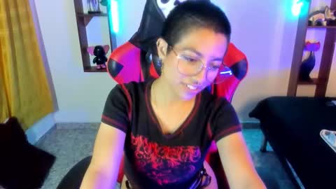 lunarichy online show from October 27, 8:20 pm