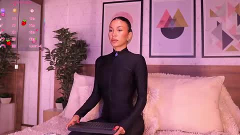 Luna Ruso  online show from March 24, 8:26 pm