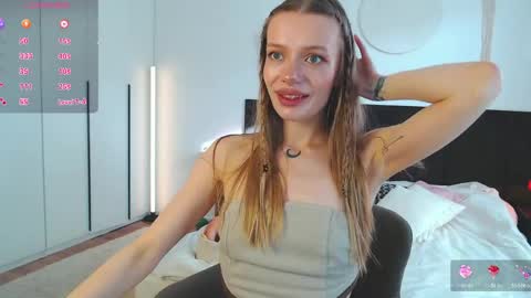 LunaticaBae online show from March 21, 2:50 am