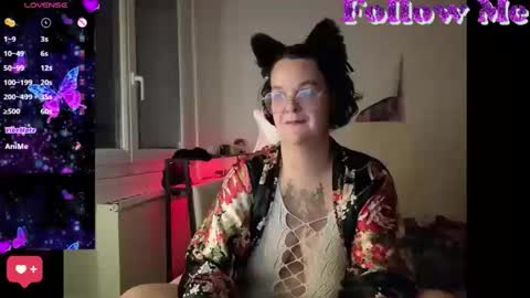 lunatigre online show from April 22, 7:32 pm