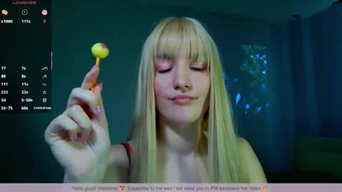 LunaXLoverx online show from September 11, 3:35 pm