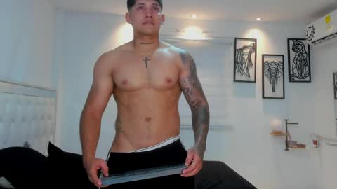 Lunay online show from April 10, 10:25 pm