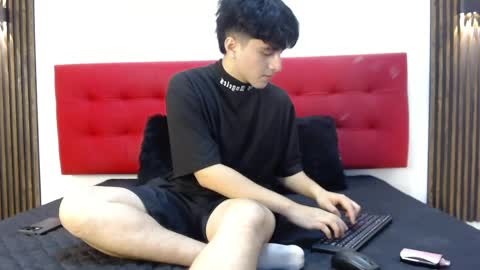 lunaydream online show from April 17, 11:23 am