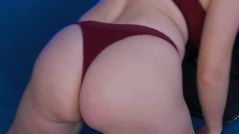 LunnaGray online show from February 7, 11:57 am