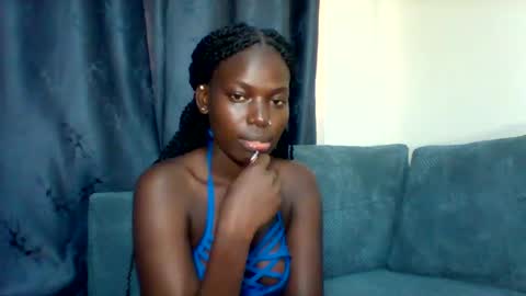 luo_queen online show from March 26, 7:13 am