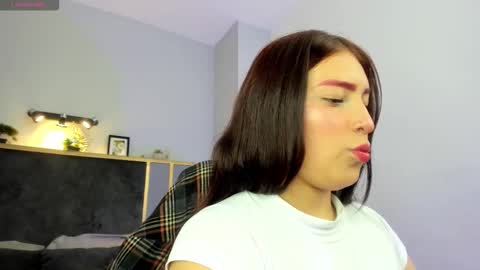 Lurea pearl online show from November 14, 5:09 am