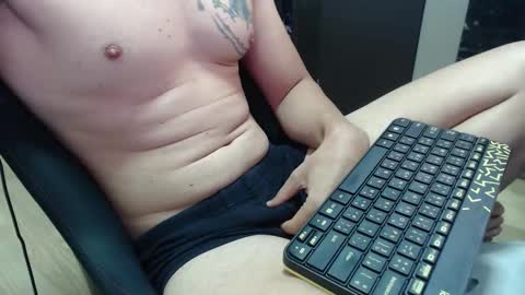 lushboy90 online show from October 21, 3:33 am