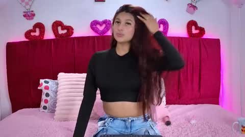 lushy_sweeet online show from February 18, 3:39 am