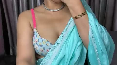 lusty_bhabhi online show from July 21, 12:51 pm